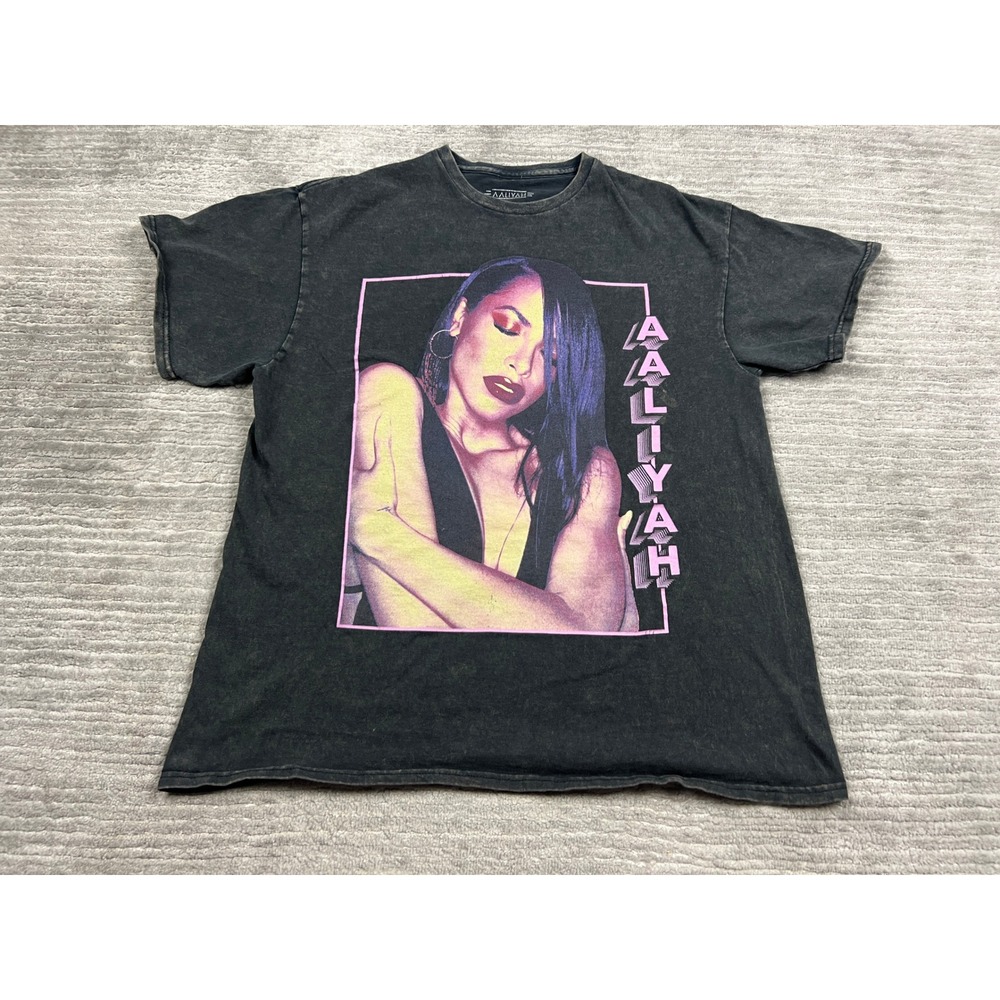 Aaliyah T-Shirt Mens M Black Graphic Tee Washed Mineral Short Sleeve Cotton
